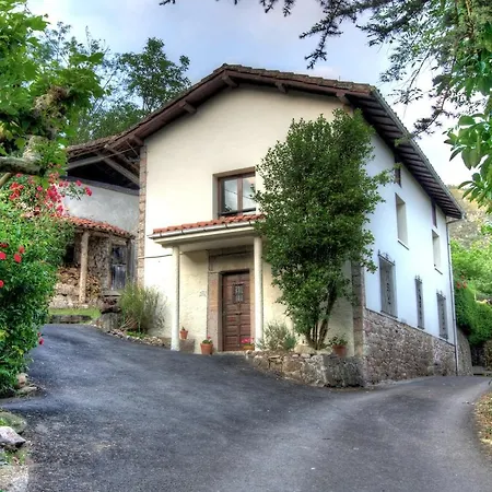 Casa vacanze La Rondita, Fuentes, Parres, Asturias Fuentes (Parres, Asturias)