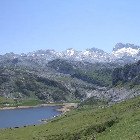 La Rondita, Fuentes, Parres, Asturias * Fuentes (Parres, Asturias)