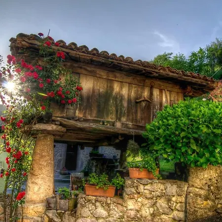 Casa vacanze La Rondita, Fuentes, Parres, Asturias *
