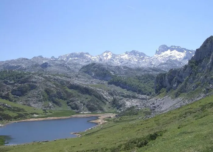 La Rondita, Fuentes, Parres, Asturias * Fuentes (Parres, Asturias)